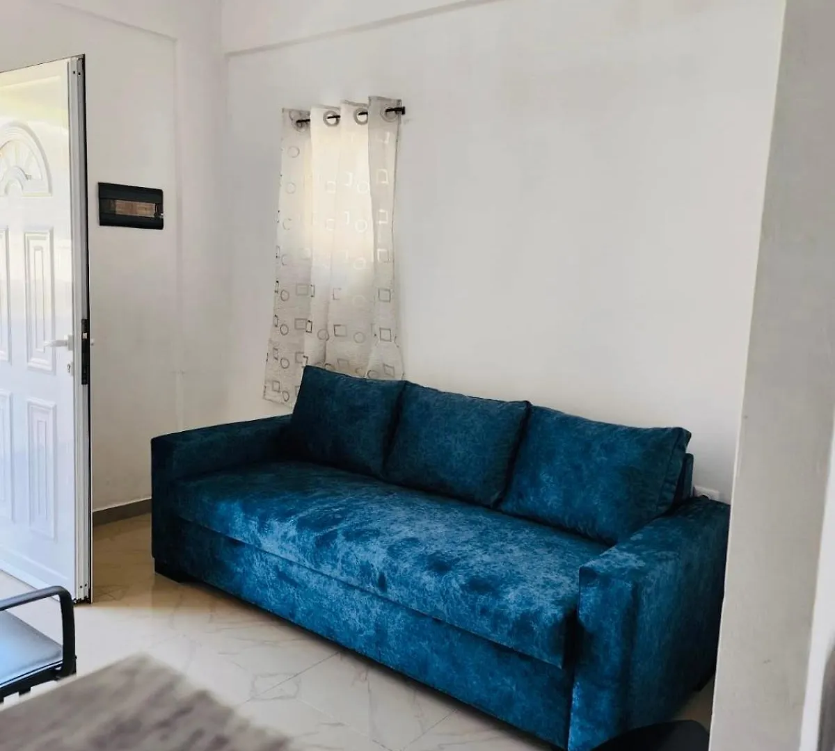 Hotel Corali Himare Fshat 0*,
