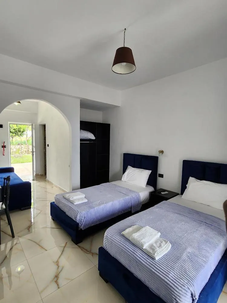 Hotel Corali Himare Fshat Albania