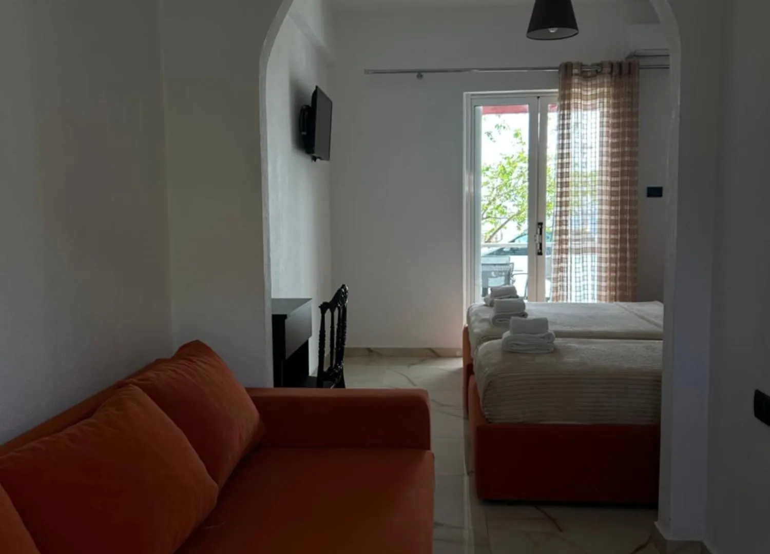 Hotel Corali Himare Fshat